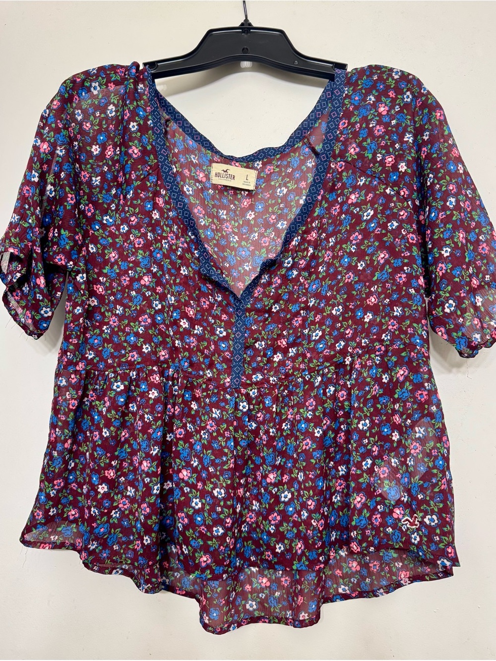 Hollister Burgundy Floral V-Neck Babydoll Blouse